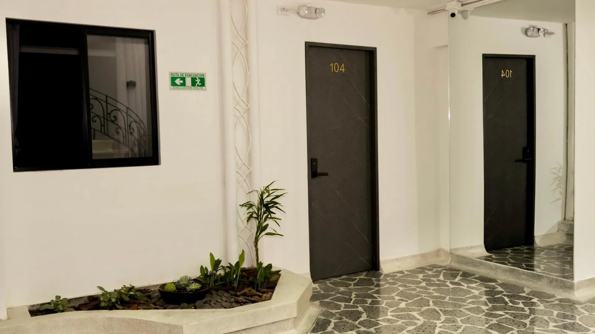 104 Hermoso Apartaestudio Cerca Al Estadio Apartment Medellin 0*,